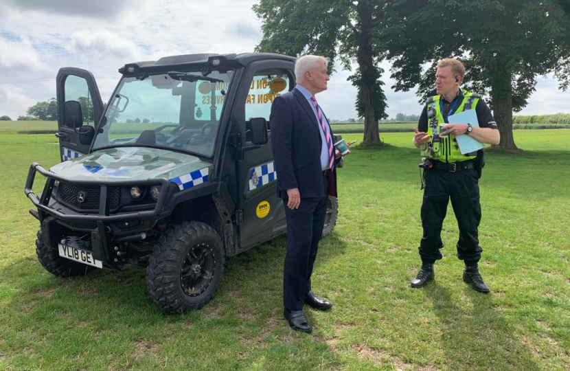 Graham Stuart MP with PC Kevin Jones