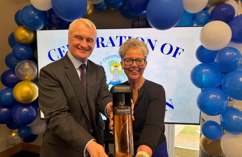 Graham Stuart MP with Jayne Nendick 