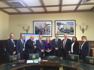 Graham chairs meeting on rural crime in Parliament