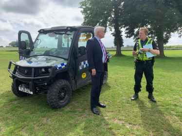 Graham Stuart MP with PC Kevin Jones