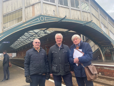Graham with Michael Hildyard (left) and Richard Lidwell (right) from the Beverley Civic Society